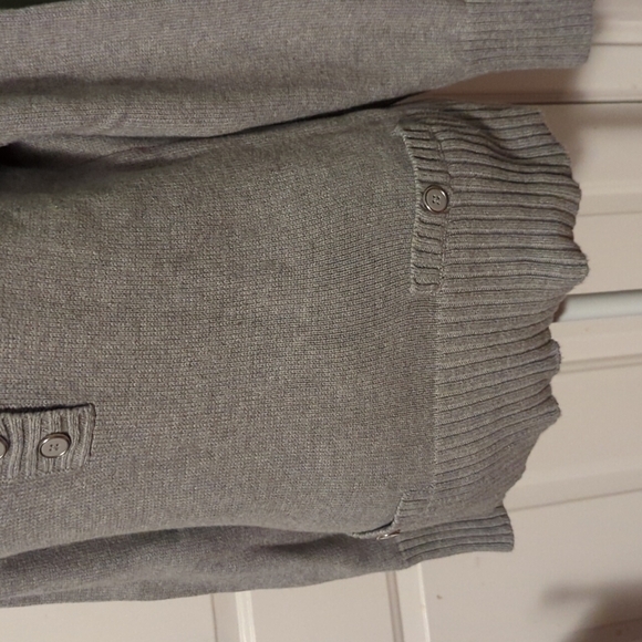 JONES New York Small Gray v-neck sweater ribbed sleeves waist faux pockets - Picture 3 of 12